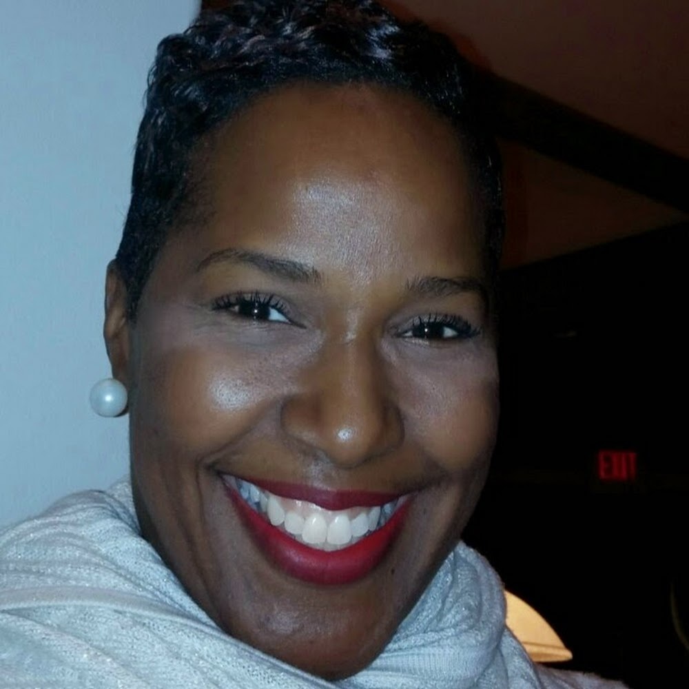 Meet your Posher, Sharmane